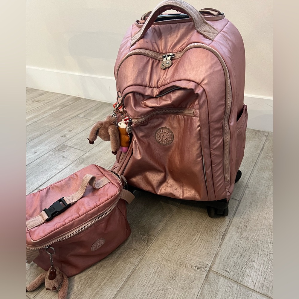 Kipling rose gold rolling back up with lunchbox & gift
